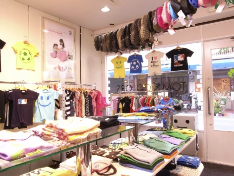 二子玉川で営業中のベビー服 子供服専門店 Tom Colors 東京自由が丘から急行で1駅 お店やサービスを見つけるサイト Bizloop ビズループ サーチ