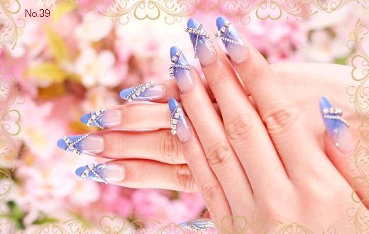 佐賀県のネイルサロン Crystal Nail イオンモール佐賀大和店 お店やサービスを見つけるサイト Bizloop ビズループ サーチ