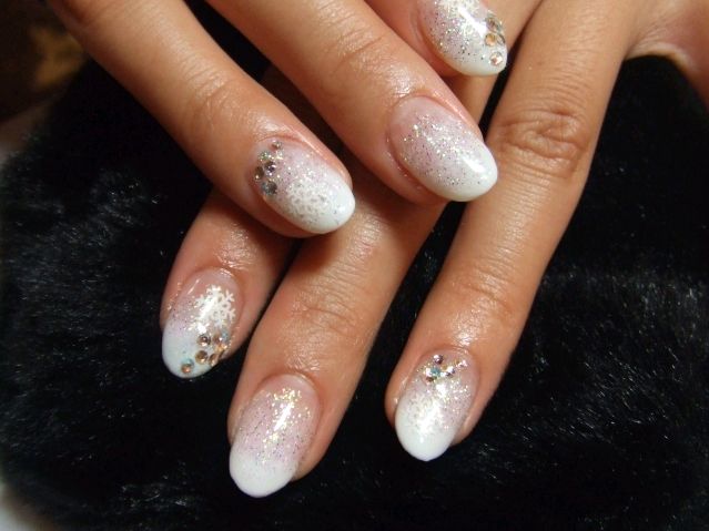 滋賀県守山銀座にあるネイルサロン Shines Nail お店やサービスを見つけるサイト Bizloop ビズループ サーチ